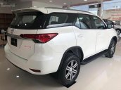 Bán Toyota Fortuner 2.4G 4x2 MT sản xuất 2018, màu trắng, nhập khẩu