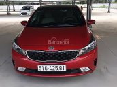 Cần bán lại xe Kia Cerato 1.6 MT năm sản xuất 2017, màu đỏ xe gia đình