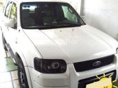 Chính chủ bán xe Ford Escape 2006 màu trắng, tự động gầm cao