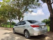 Bán Toyota Corolla 2017, màu bạc, 705 triệu