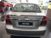 Bán xe Chevrolet Aveo 1.4 LT 2018, màu bạc, xe mới 100%