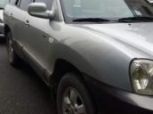 Cần bán gấp Hyundai Santa Fe năm sản xuất 2004, màu bạc chính chủ