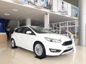 Bán Ford Focus Trend năm sản xuất 2018, màu trắng giá tốt