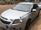 Bán xe Chevrolet Cruze đời 2011, màu bạc xe gia đình, giá 310tr