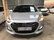 Bán Hyundai i 30 màu bạc, số tự động, nhập Ấn Độ 2013 mẫu mới, biển Sài Gòn, lăn bánh 39000km