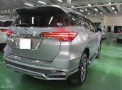 Bán Toyota Fortuner V sản xuất 2017, màu bạc, nhập khẩu 02 cầu, bản cao cấp