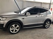 Cần bán gấp Chevrolet Captiva 2.4L sản xuất 2015, màu bạc số tự động 