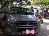 Cần bán Toyota Innova sản xuất 2017, màu bạc, 810tr