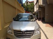 Cần thay xe mới Toyota Innova 2014