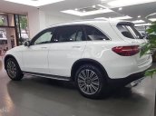 Bán Mercedes GLC250 2018 màu trắng, giá thương lượng