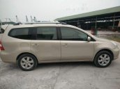 Bán xe Nissan Grand livina 2012, màu vàng