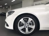 Bán xe Mercedes E250, đăng ký đầu tiên 08.2018, chưa sử dụng, màu trắng, mới 99%