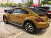 Cần bán Volkswagen Beetle sản xuất 2018, màu vàng, nhập khẩu