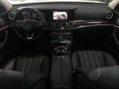 Bán xe Mercedes E250, đăng ký đầu tiên 08.2018, chưa sử dụng, màu trắng, mới 99%