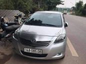 Bán Toyota Vios 2013, màu bạc, số sàn