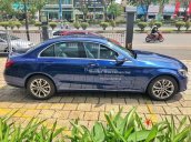 Bán xe Mercedes C200 xe cũ, màu xanh 2018 chính hãng