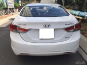 Đổi xe mới cần bán Hyundai Elantra 2014, số sàn, màu trắng