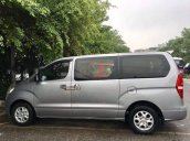 Xe Hyundai Starex năm 2012, màu bạc số sàn, bán giá 675tr