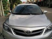 Cần bán xe Toyota Corolla Altis năm sản xuất 2011, màu bạc