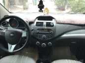 Bán Chevrolet Spark LT 1.2 màu bạc 2016, số sàn, xe gia đình chính chủ