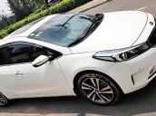 Bán Kia Cerato năm sản xuất 2017, màu trắng ít sử dụng