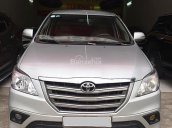 Bán ô tô cũ Toyota Innova 2.0E năm 2015, màu bạc