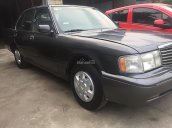 Bán ô tô Toyota Crown năm sản xuất 1992, màu xám 