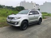 Bán xe cũ Toyota Fortuner 2.5G đời 2016, màu bạc