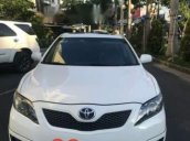 Bán xe Toyota Camry SE năm 2011, màu trắng, nhập khẩu nguyên chiếc còn mới, giá chỉ 930 triệu