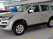 Bán ô tô Chevrolet Trailblazer sản xuất năm 2018, màu kem (be), nhập khẩu nguyên chiếc, 859tr