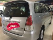 Bán Toyota Innova G 2010, màu bạc, giá chỉ 385 triệu