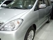 Bán Toyota Innova G sản xuất 2010, màu bạc số sàn