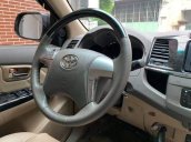 Bán xe Toyota Fortuner đời 2013, màu xám