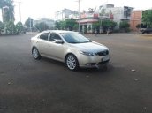 Bán Kia Forte sản xuất năm 2011, màu vàng, 380 triệu