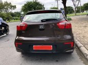 Cần bán Kia Rio năm sản xuất 2015, màu nâu, giá 488tr