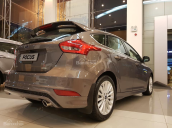 Bán xe Ford Focus sản xuất 2018 màu nâu, giá chỉ 730 triệu