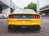 Bán Ford Mustang EcoBoost Fastback đời 2018, màu vàng, xe nhập