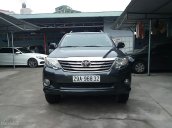 Cần bán xe Toyota Fortuner 4×2 AT năm 2013, màu xám ít sử dụng, giá cạnh tranh