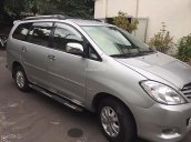 Cần bán xe Toyota Innova G đời 2011, màu bạc chính chủ, giá 460tr