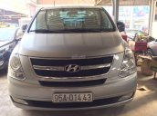 Bán Hyundai Starex năm 2015, màu bạc, xe nhập, 798 còn TL, có hỗ trợ vay ngân hàng