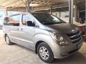 Bán Hyundai Starex năm 2015, màu bạc, xe nhập, 798 còn TL, có hỗ trợ vay ngân hàng