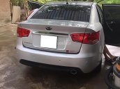 Cần bán xe Kia Cerato đời 2010, màu bạc, nhập khẩu