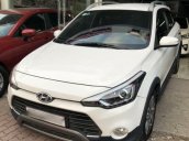 Cần bán Hyundai i20 Active sản xuất 2016, màu trắng, nhập khẩu nguyên chiếc