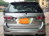 Cần bán xe Toyota Fortuner đời 2012, màu bạc