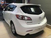 Cần bán lại xe Mazda 3 1.6 năm sản xuất 2011, màu trắng, xe nhập chính chủ