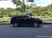 Bán xe Toyota Fortuner năm sản xuất 2012, màu đen xe gia đình