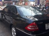 Bán xe Mercedes C200 đời 2002, màu đen số tự động, giá 210tr