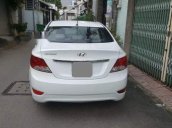 Cần bán Hyundai Accent đời 2015, màu trắng, nhập khẩu Hàn, xe gia đình