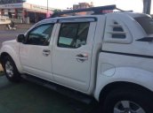 Cần bán gấp Nissan Navara năm 2013, màu trắng, giá tốt