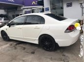 Bán Honda Civic 2011, màu trắng xe gia đình, giá 355tr